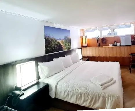 SATHON TERRACE APARTMENT
