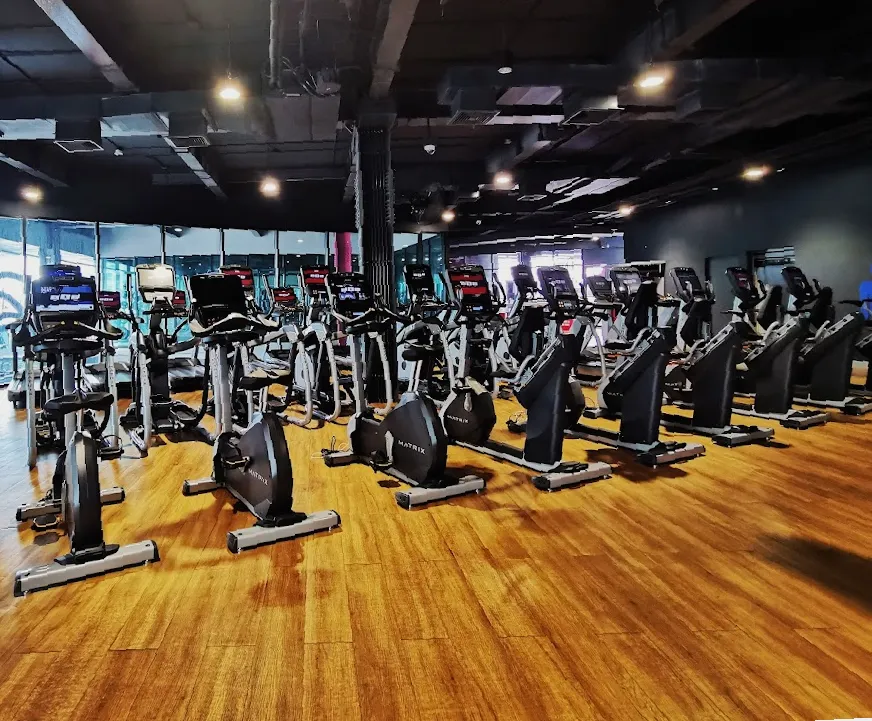 Fitness First Zone Central World ฟิตเนส เฟิรส์ท โซน เซ็นทรัลเวิลด์