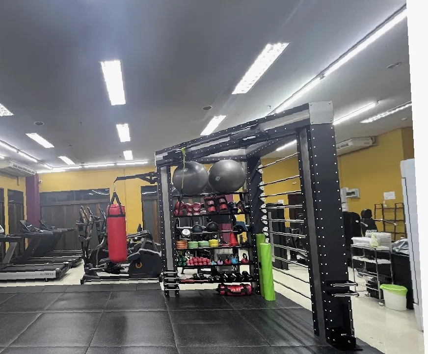 Thaphae Muay Thai Gym