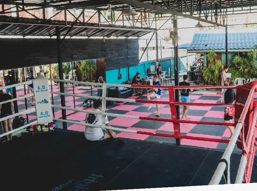 O2 GYM KPD(กำแพงดิน)