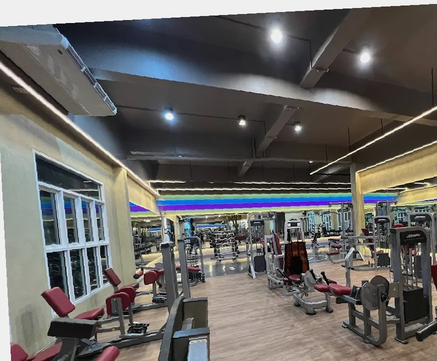Jetts 24 Hour Fitness - Little Walk (Pattaya)