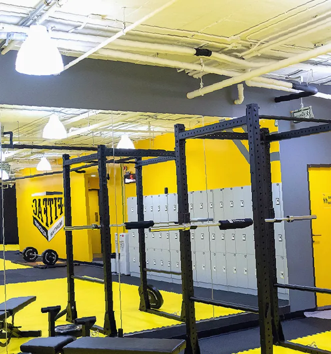 Gym Monkey - Thaniya Plaza Silom (BTS Sala Daeng)