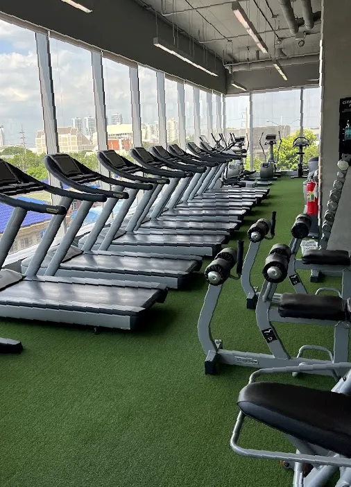 Jetts 24 Hour Fitness Asoke